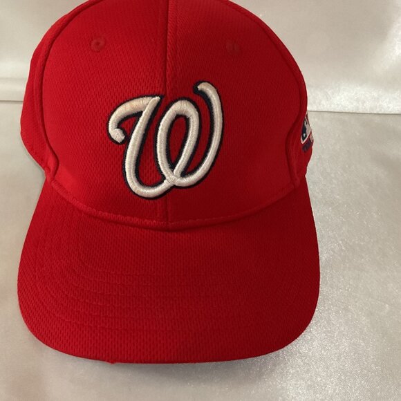 Washington Nationals Youth MLB Red Adjustable Baseball Cap With Embroidered Lo - Picture 1 of 6